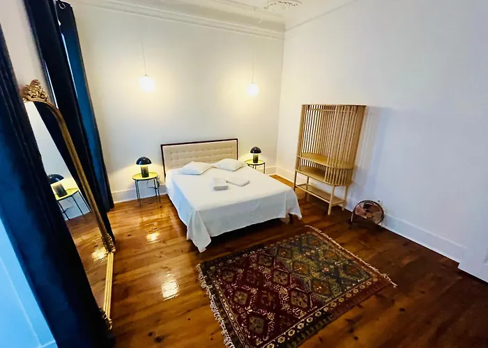 Apartment The Royal Garden In Principe Real Lissabon