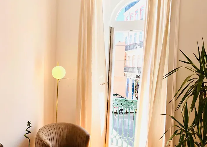 The Royal Garden In Principe Real Apartment *