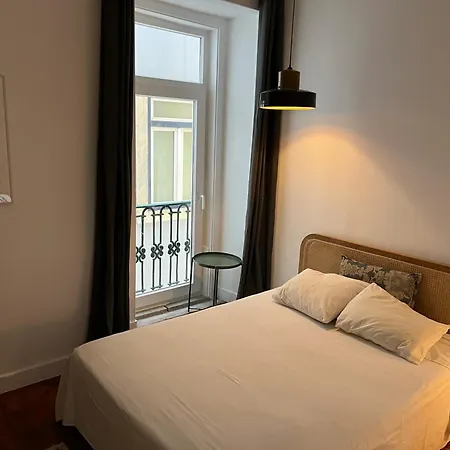 Apartment The Royal Garden In Principe Real Lisbon