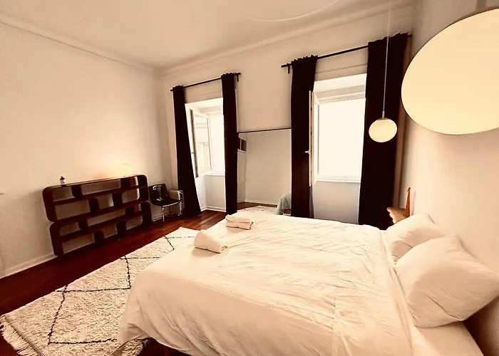 The Royal Garden In Principe Real Apartment Lissabon